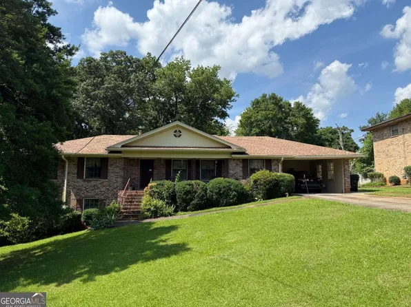 1046 Waterside Dr SE, Conyers, GA 30013