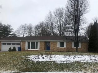 6742 Bloomfield Dr, Indianapolis, IN