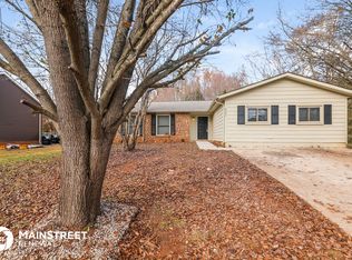 6807 Wyndbend Ln, Mint Hill, NC 28227