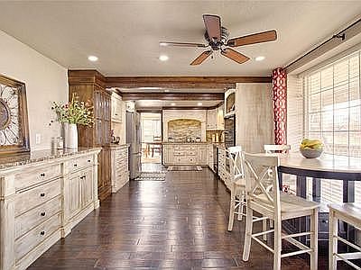 Breakfast Room/Kitchen