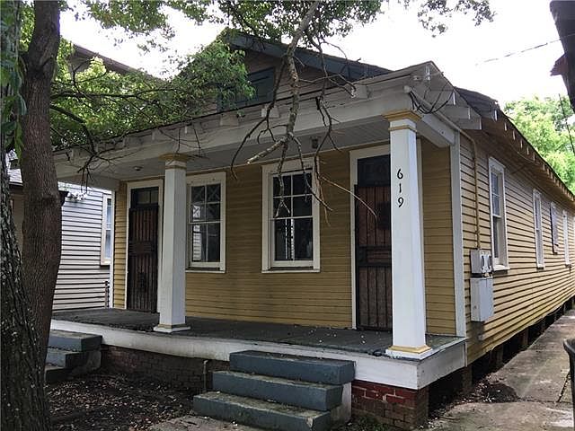 1st image of 619 S Alexander St