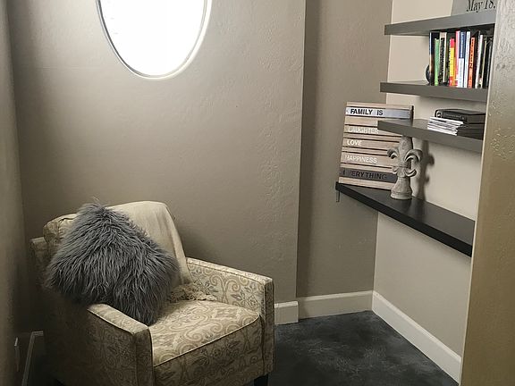 Mud room/reading room