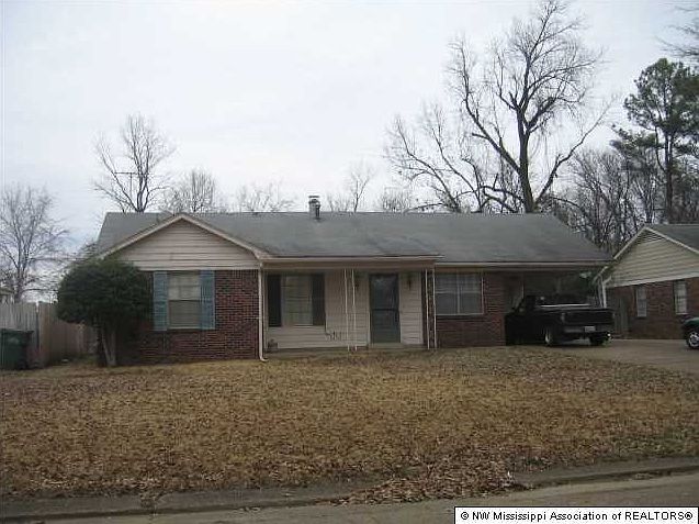 1st image of 2062 Cresthill Cir