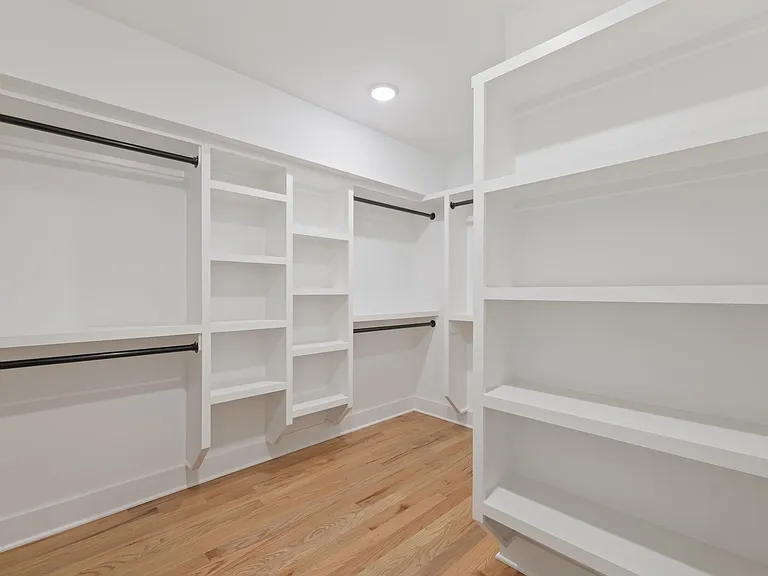 1810B Delta Ave — Photo 24