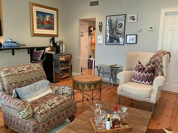 5th image of 54 Monument Ave APT 4