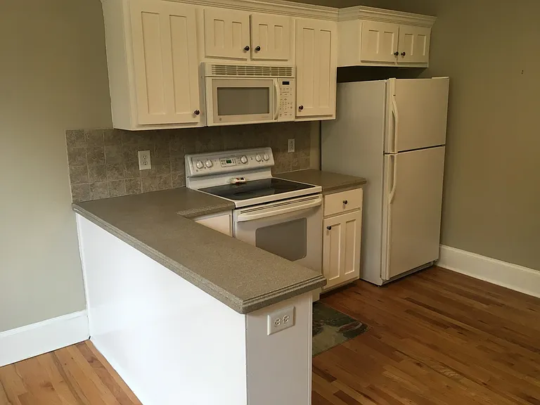 2549 Walton Way #A4 — Photo 1