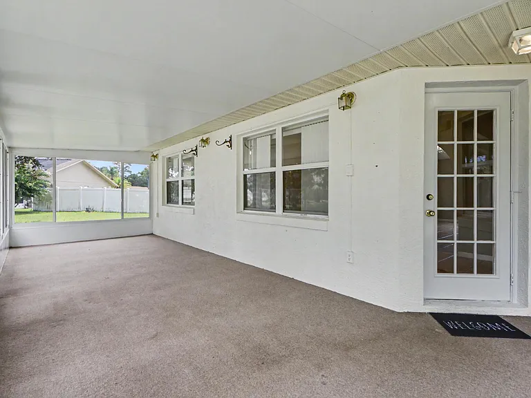 4 Foxhall Ct — Photo 45