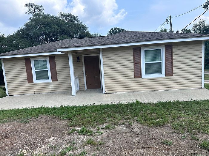 1st image of 2227 Hencye Dr
