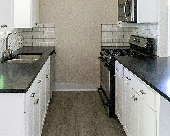 1507 Grayford Dr — Photo 10