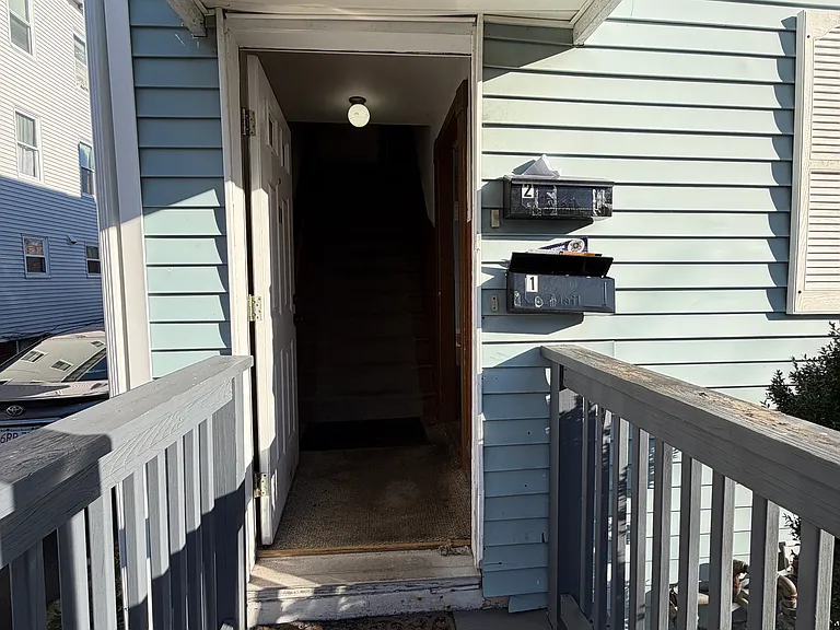 13 Abbott St #1 — Photo 12