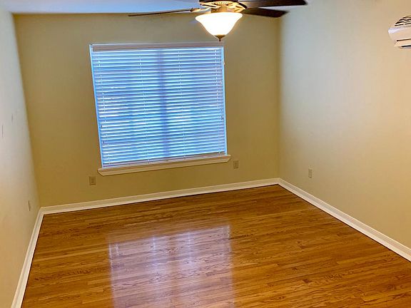 5th image of 1406 Broadway St #2