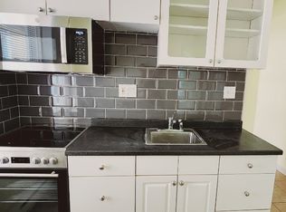 4024 Green St APT 2, Philadelphia, PA 19104