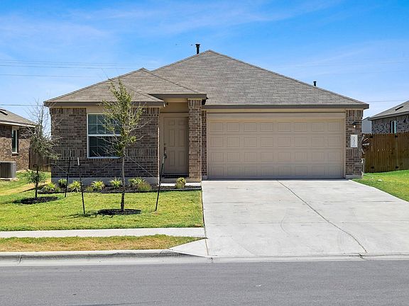 4th image of 237 Escondido Cir