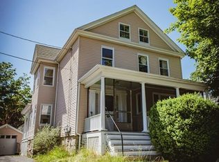 154 Hanover St, Fall River, MA 02720