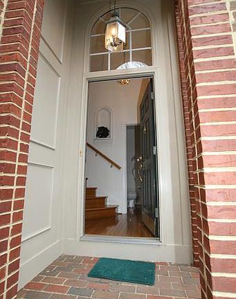 3rd image of 9927 Trosby Ct