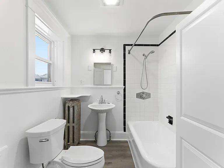 21 James St #2S — Photo 10