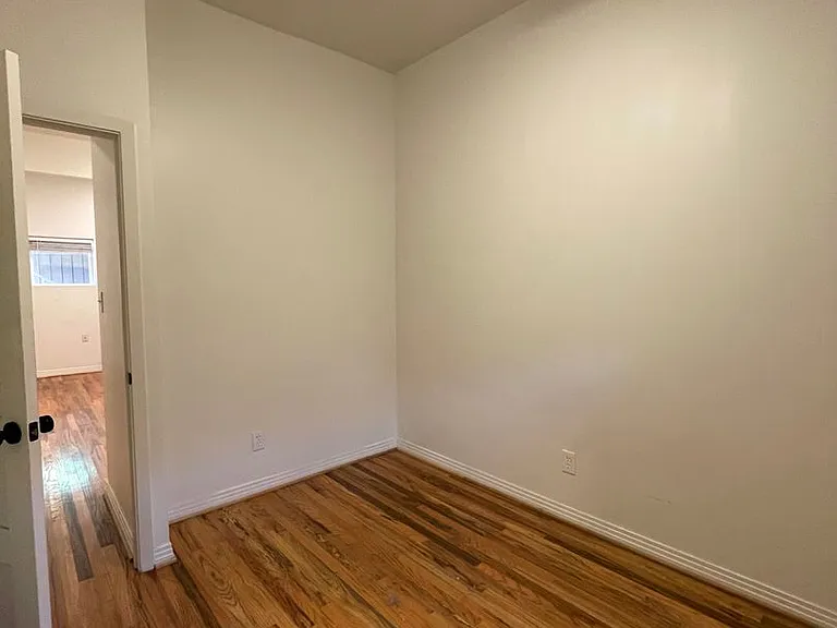Heart of Bishop Arts - Funky, Boutique Units — Photo 4