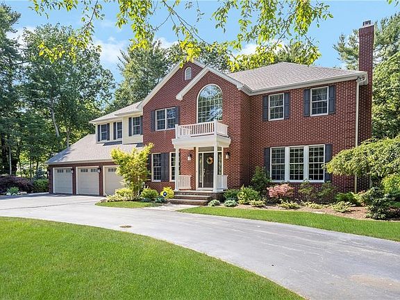 2nd image of 120 Westfield Dr