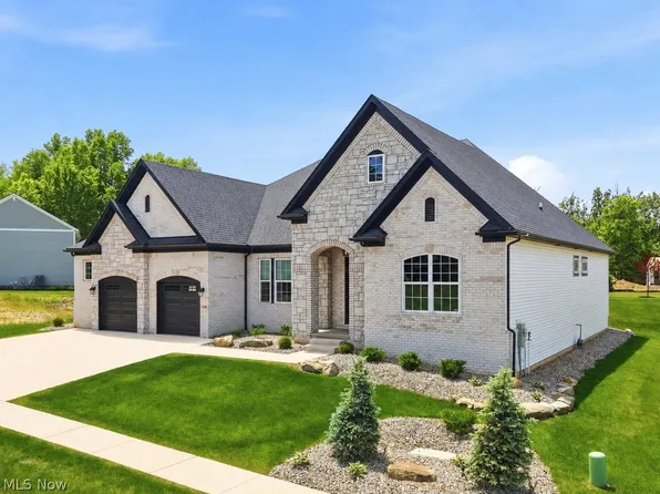 336 Arboretum Ct, Fairlawn, OH 44304