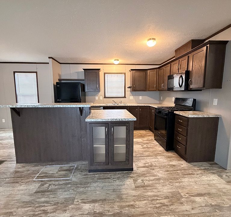 2nd image of 307 Hunters Rill #307