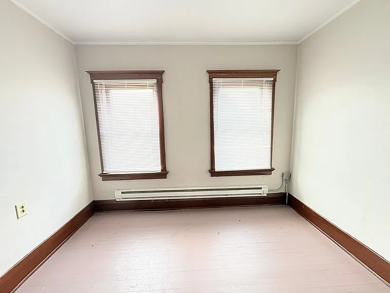 428 Machen St #5 — Photo 11