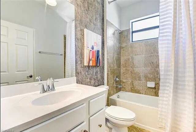 9170 Woodhurst Dr — Photo 6