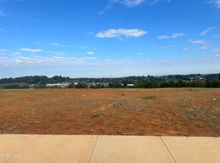 104 Glaze Farm Way, Johnson City, TN 37601