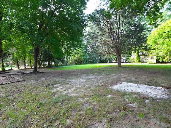 4th image of 2614 Saddle Club Rd