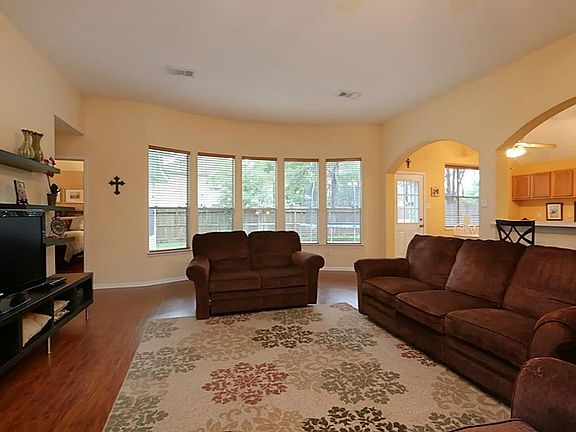 4th image of 13947 Fairwood Springs Dr