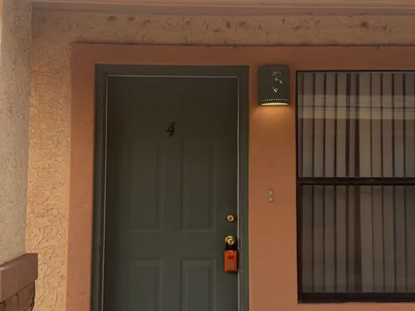 812 S Elgin Ave APT 4, Portales, NM 88130