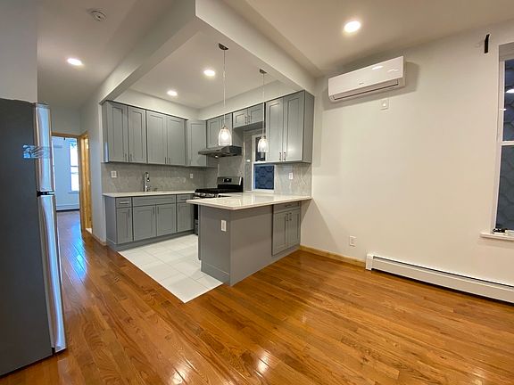 3rd image of 31-62 41st St #1