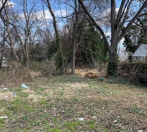 5th image of 5600 Govane Ave