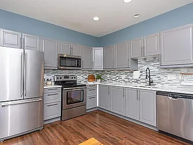 11614 Hinkley Dr — Photo 3