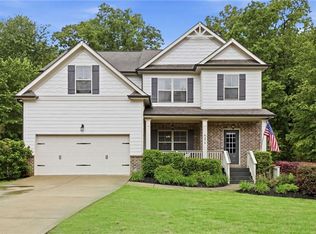 6175 Providence Lake Dr, Gainesville, GA 30506