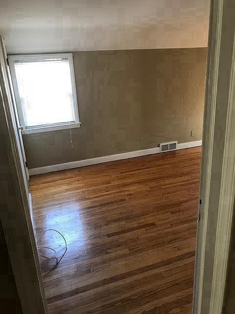 Bedroom. 