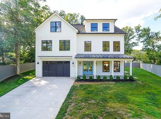 7102 Alger Rd, Falls Church, VA 22042