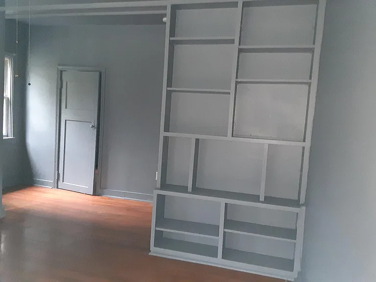 20503 Southlawn Ave #B — Photo 2