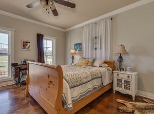 7471 Bayou Dr, Sterlington, LA 71280