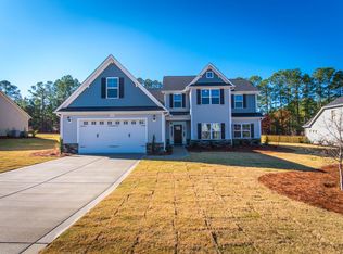 512 Goldenleaf Cir, Whispering Pines, NC 28327