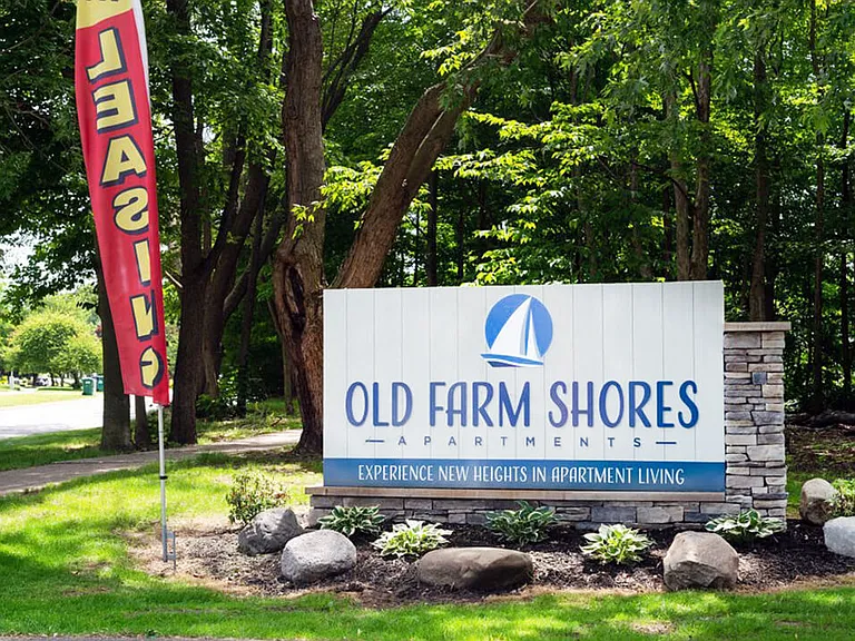 Home At the Shores