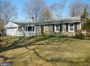 631 Churchville Ln, Southampton, PA 18966