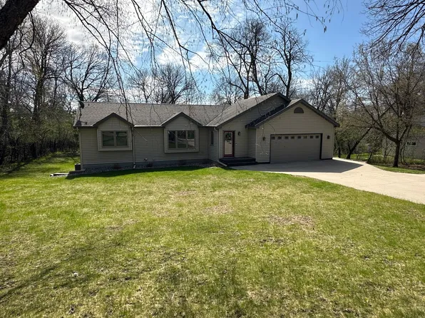 9 Nakota Dr NE, Spicer, MN 56288