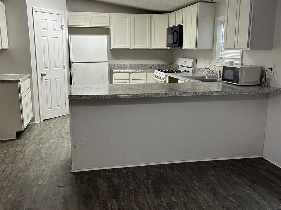 2nd image of 11527 Aberdeen Way