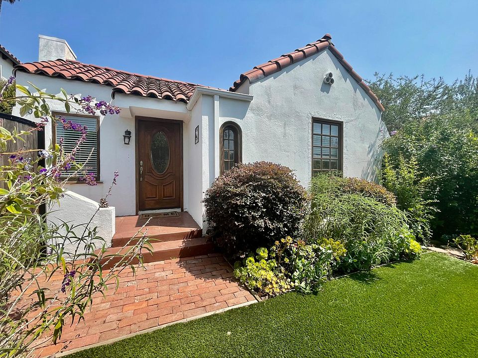 1st image of 2028 Holmby Ave