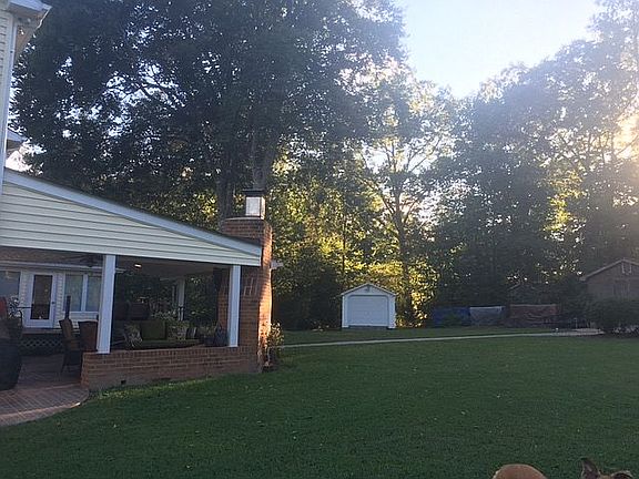 4th image of 19066 Lakeside Dr