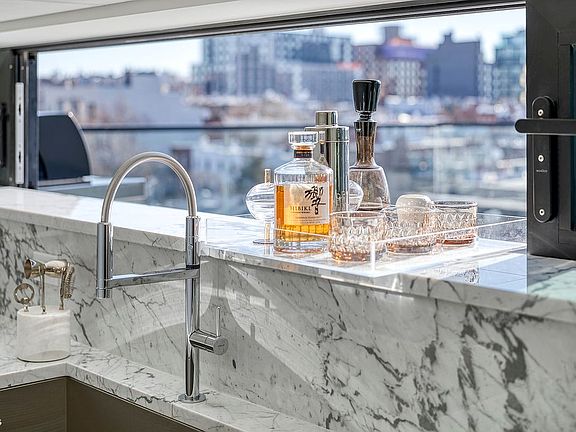 5th image of 161 12th St #Penthouse