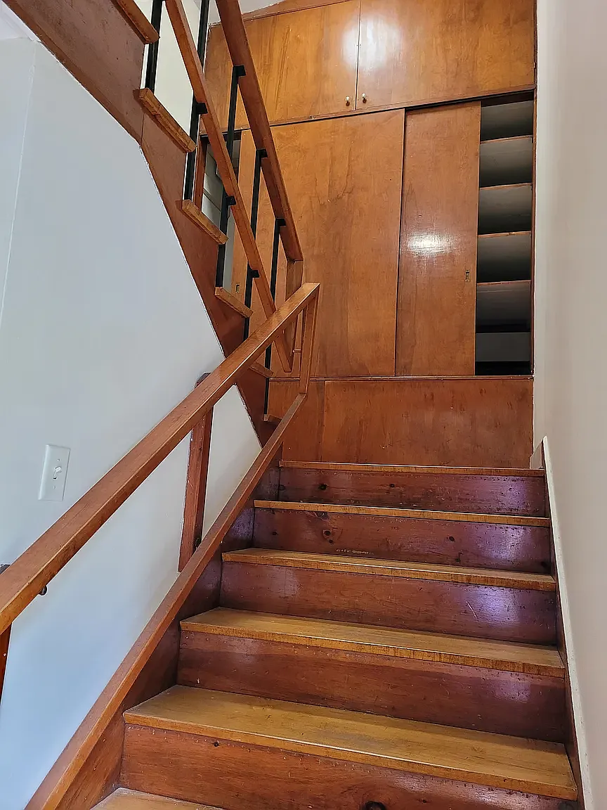 48 College Ave — Photo 3