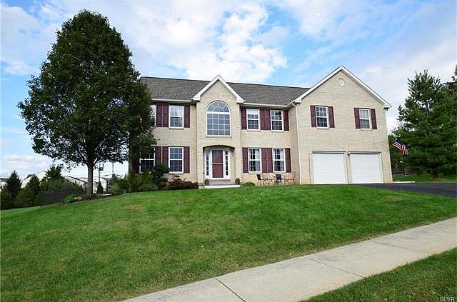 1st image of 250 McNair Cir