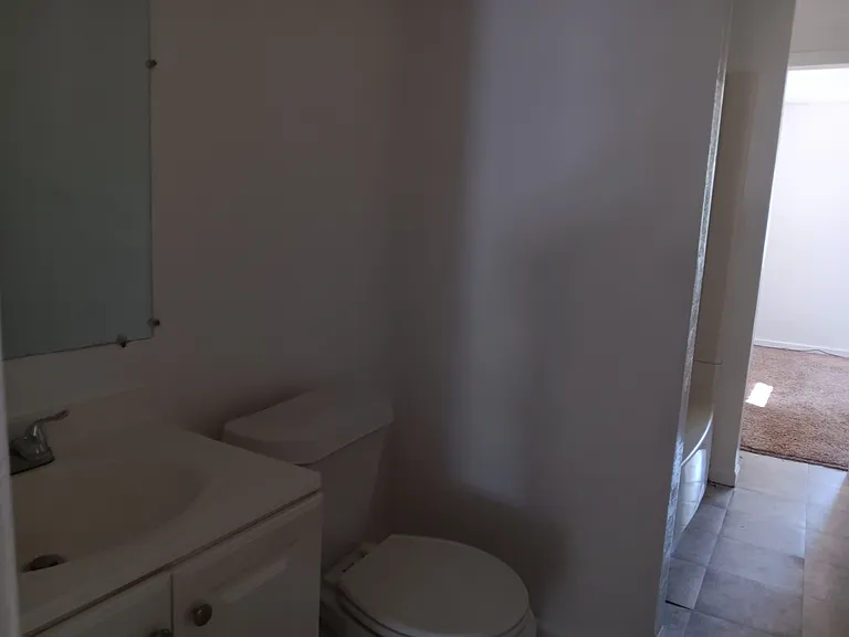 12405 Emery Ave — Photo 10