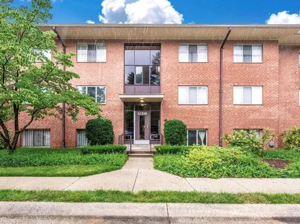 10316 Rockville Pike APT 102, Rockville, MD 20852